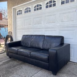 Modern Black IKEA Skogaby Leather Sofa •FREE DELIVERY•