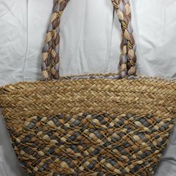 NWOT Sun 'N' Sand (SilverGold/Beige/Blue/Straw) Shoulder bag large.   Bag measures 18" x 14" x 2". Shoulder strap drop is 9".