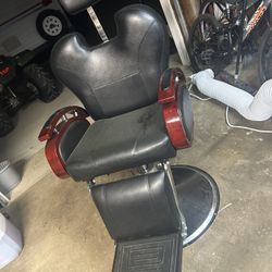 Salon Chair