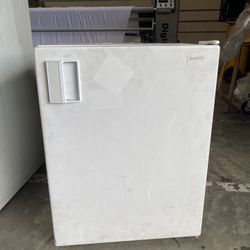 Small Refrigerator