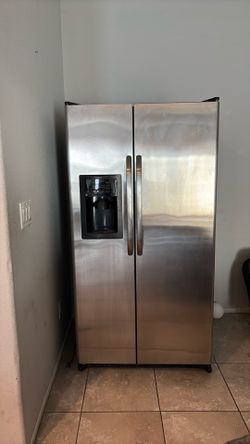 GSH 25js refrigerator model dv205259 Refrigerator Model: GSH25JSDSS