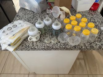 Baby Feeding and Breast Pump Accessories Bundle
