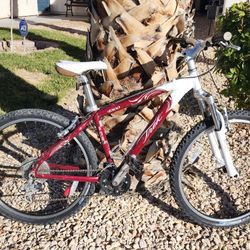 TREK 4300 ALUMINUM 24 SPEED MOUNTAIN BIKE 26INCH for Sale in Las Vegas NV OfferUp