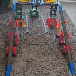 Thomas and Friends Super Station ,train Set