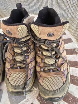 Merrell Moab Ventilator Mid Outdoor Lace Up Hiking Boots Womens