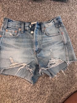 Universal Thread Shorts
