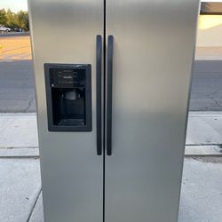 Refrigerator GE Stainless Steel