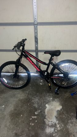 Mongoose Bike / bicycle