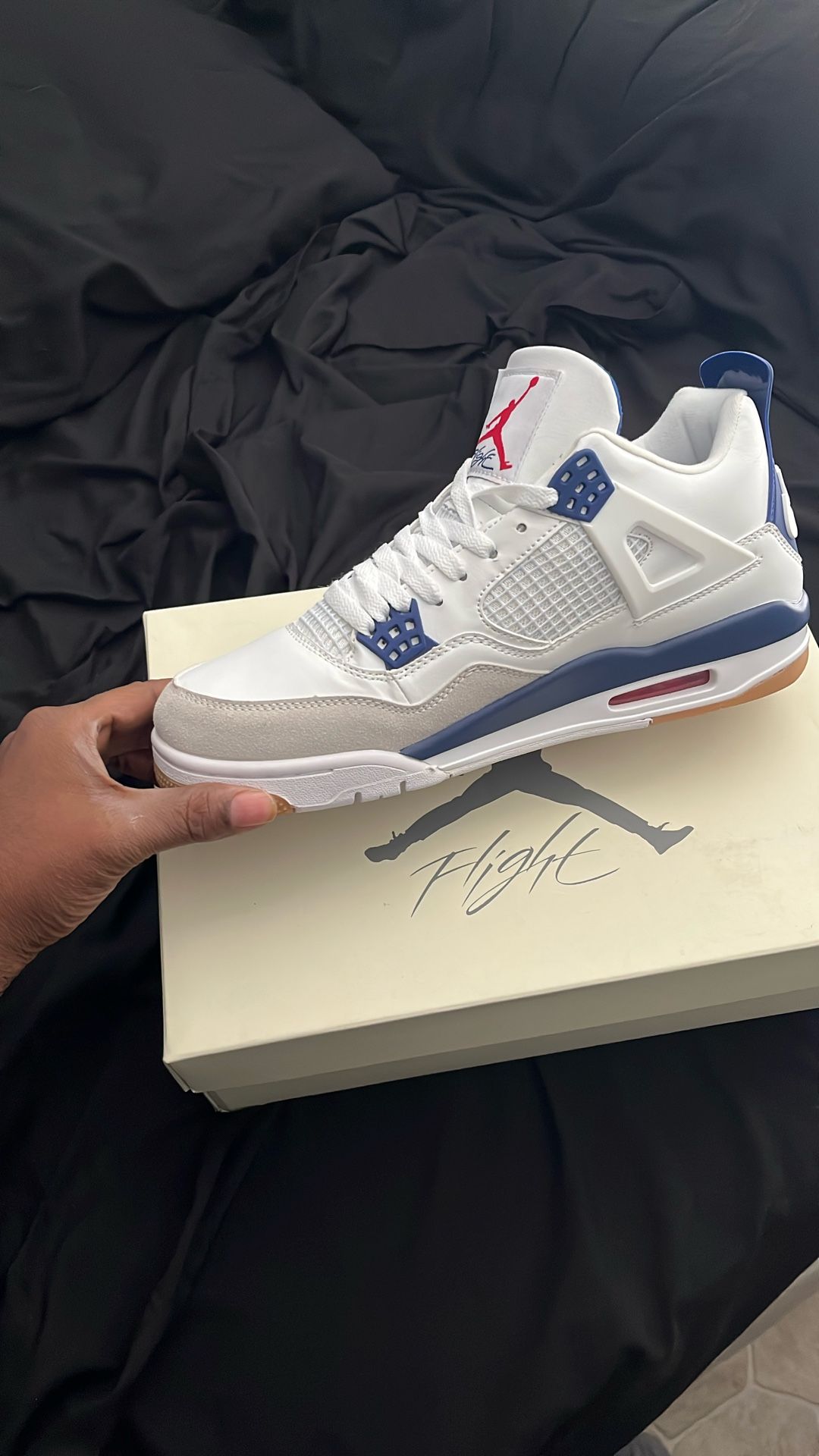 Jordan 4 SB