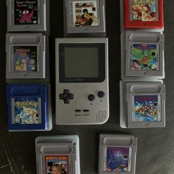 NINTENDO GAME BOY W/9 ORIGINAL GAME BOY