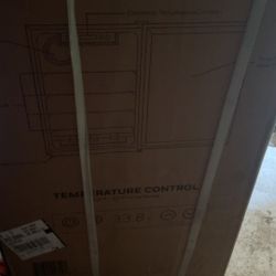 Honeywell Mini Fridge 115 Can