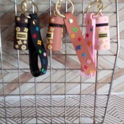 Lindos llaveros 3x10,  1x5dls