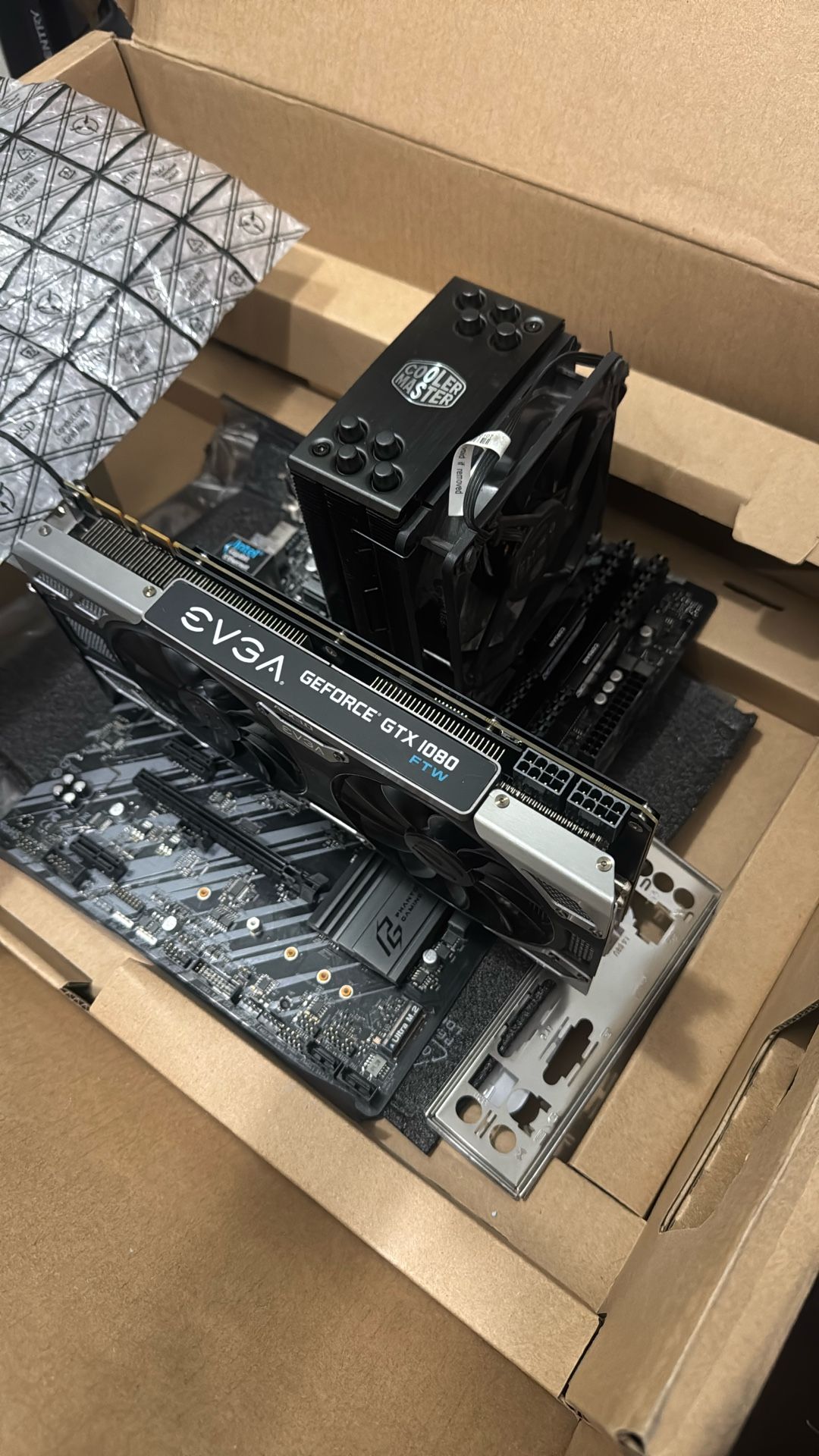 Motherboard/computer Parts