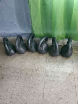 Kettlebell...4x10lbs 2x8lbs