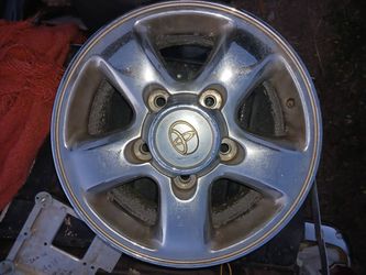 8x16 5 lugs rims and centers