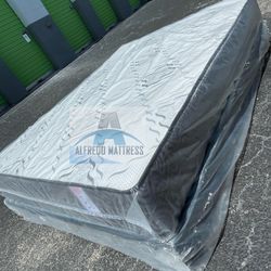 Full mattress with box spring (2pc set - new) 