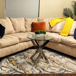 FREE DELIVERY!!!!
Ashley Furniture: Gorgeous Creamy Microfiber Sectional!!!
