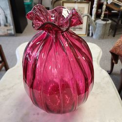Beautiful Cranberry Ruffled Glass Vase

