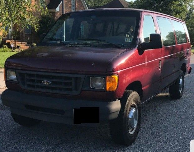 2003 Ford E-350