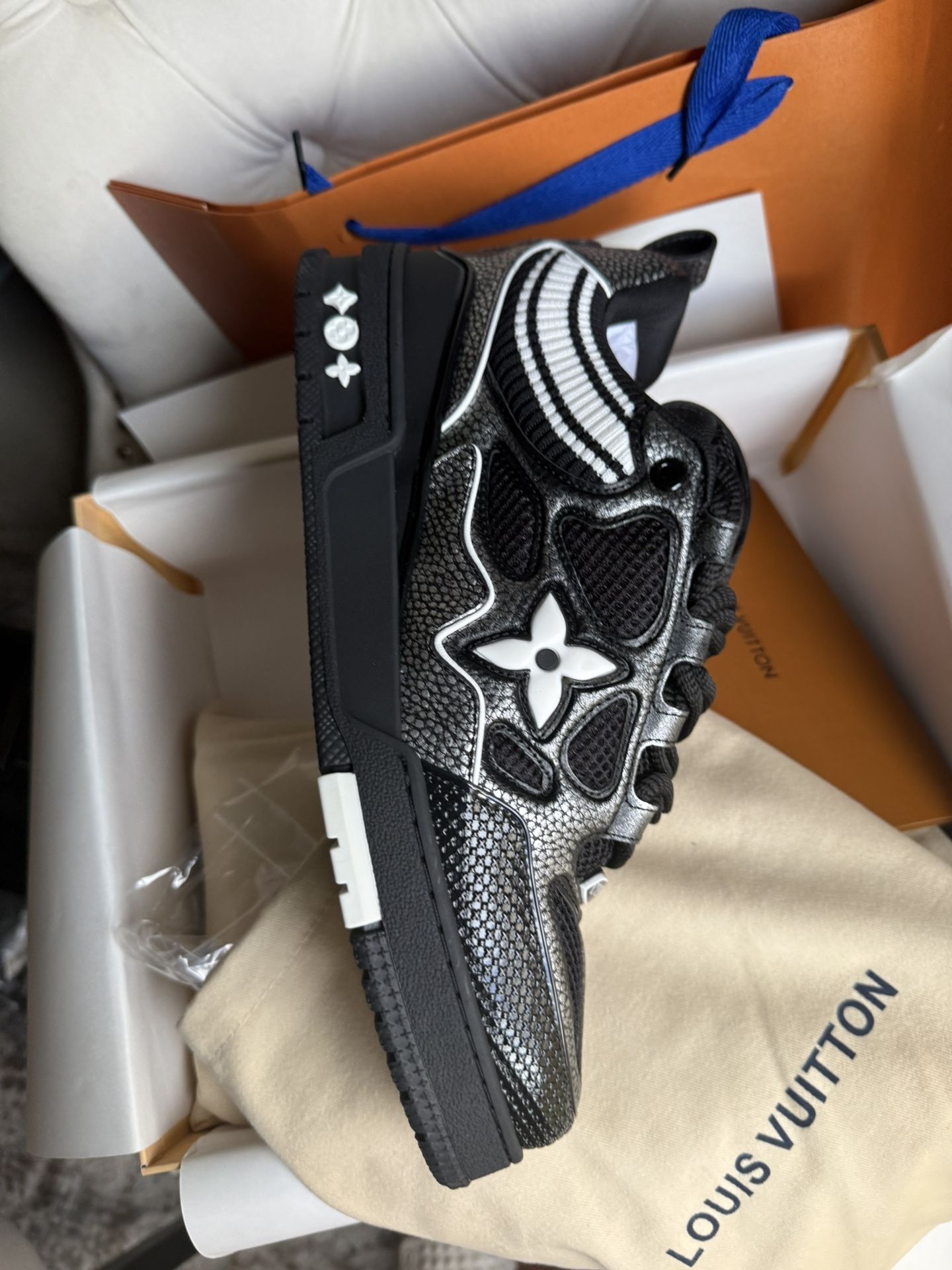 Sneakers Size 10 US Brand New