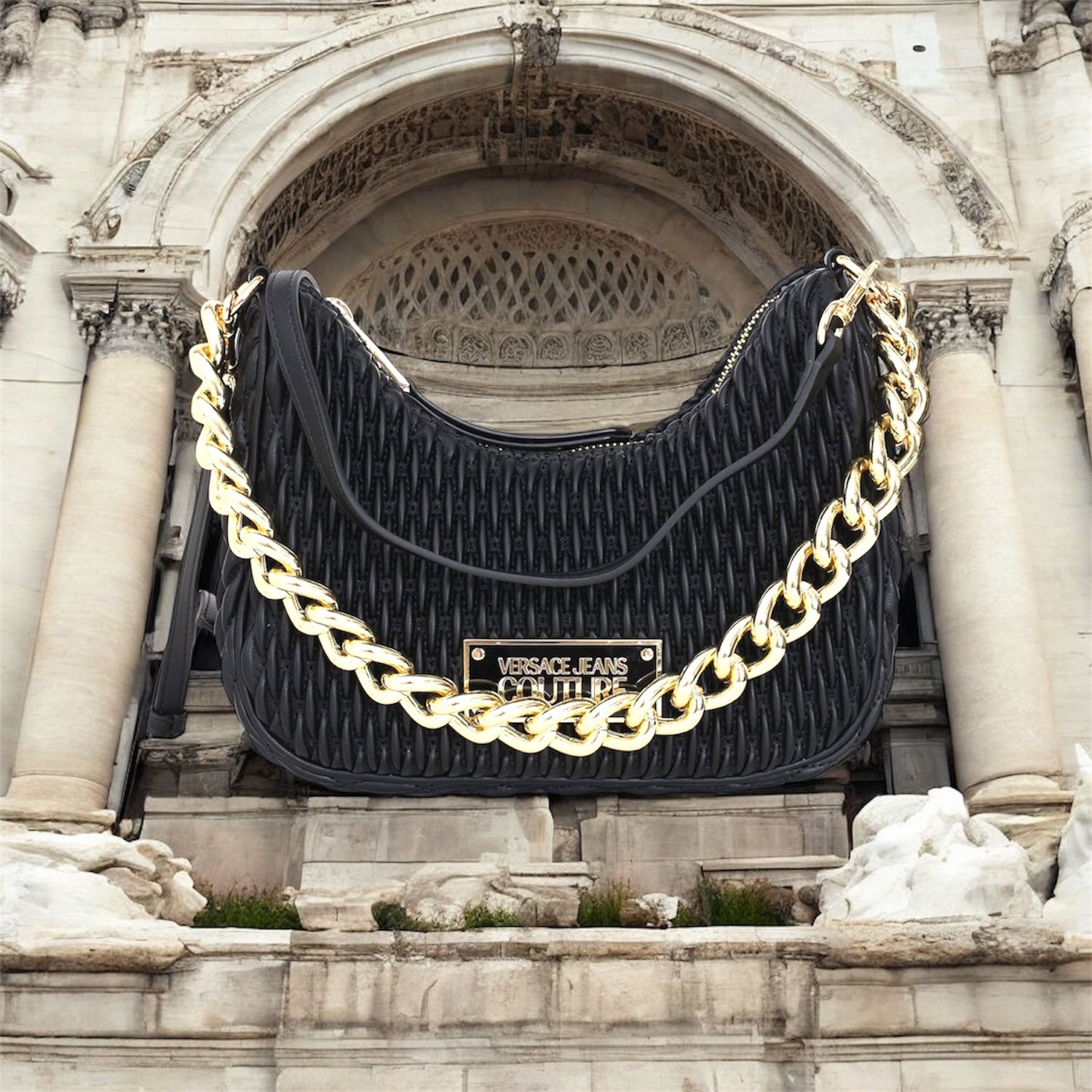 Versace Jeans Couture logo-plaque quilted shoulder bag