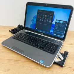 Dell i7 17.3” Quad Core laptop / Windows 11 Pro / Camera / HDD 1TB / RAM 8GB / CD-DVD / Bluetooth / HDMI / Antivirus