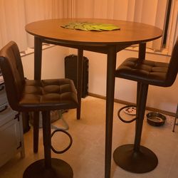 Pub style tall dining set