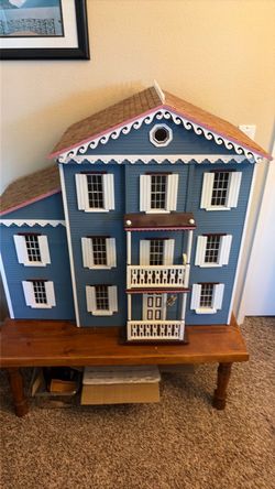 Doll house