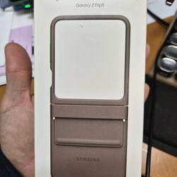 Galaxy Z Flip 5 Case