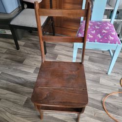 Antique Latter Chair 