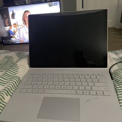 Windows surface book 