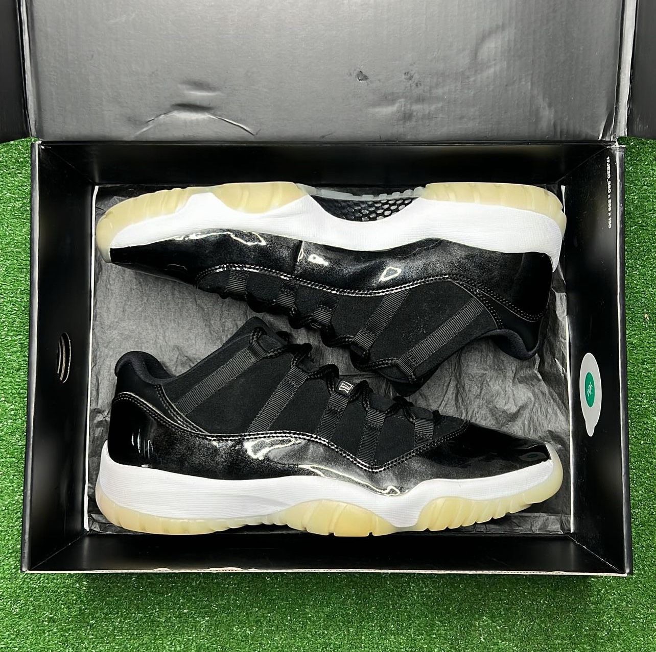 Jordan 11 Retro Low “ Barons “