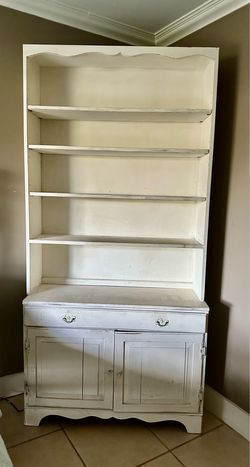 Shabby chic cabinet