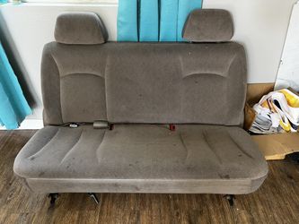 3rd Row Town And Country