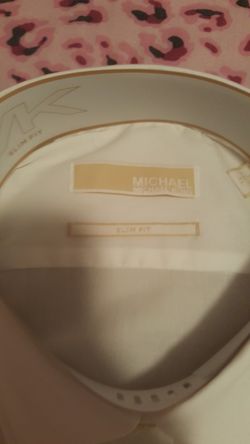 MK BRAND NEW MEN DRESS SHIRT IN WHITE IN SIZE 17 SLIM