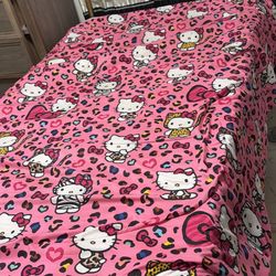 Twin Bed Frame / Mattress 