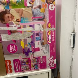 Little People Little Dreamhouse