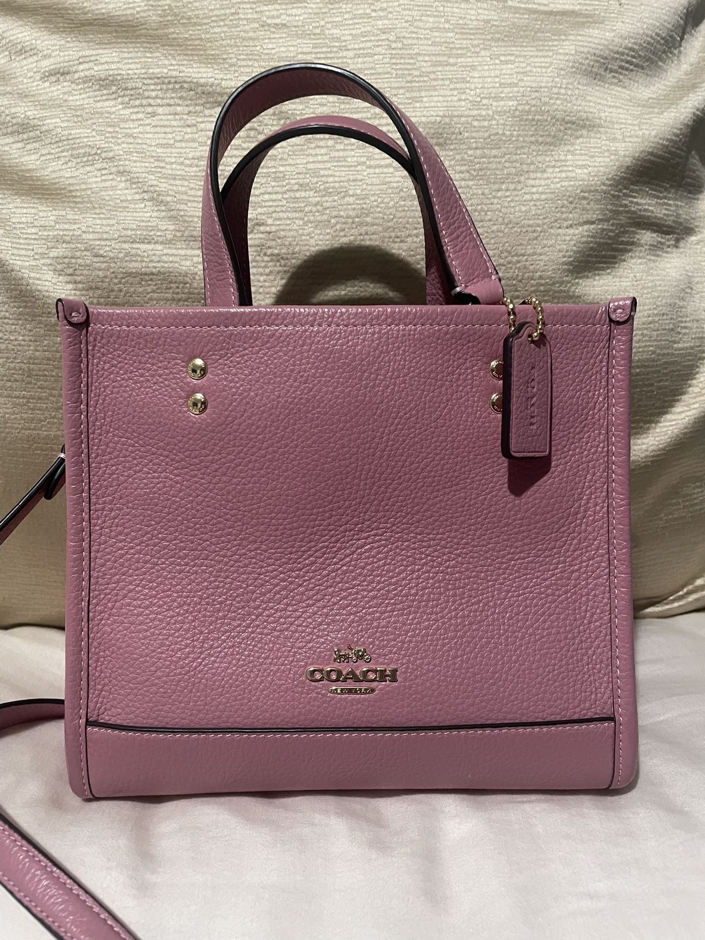 Coach-Dempsey Tote 22