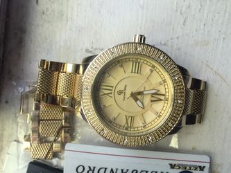 Men’s gold watch