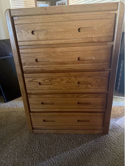 5 Drawers dresser