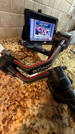 DJI Ronin-M 3-Axis Camera Gimbal