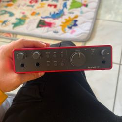 Scarlette 2i2 interface 