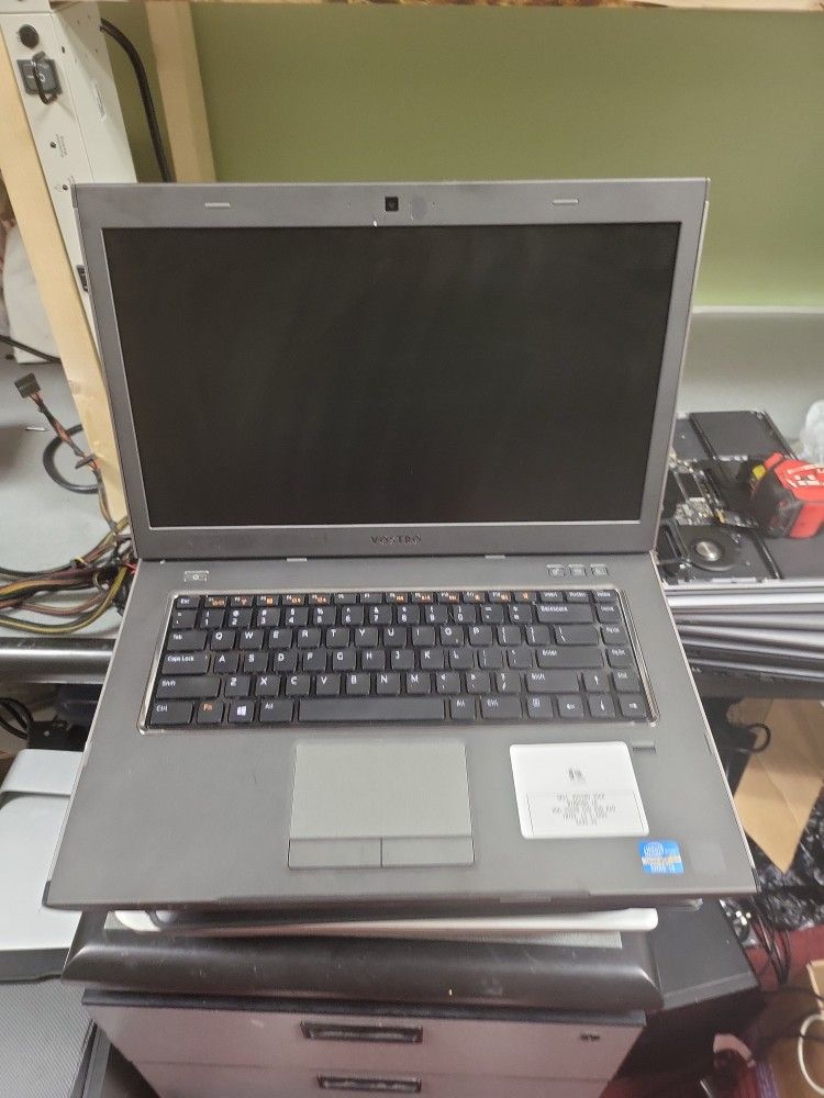 Dell Vostro 3500 15" 8 Ram W10 256 Ssd i3