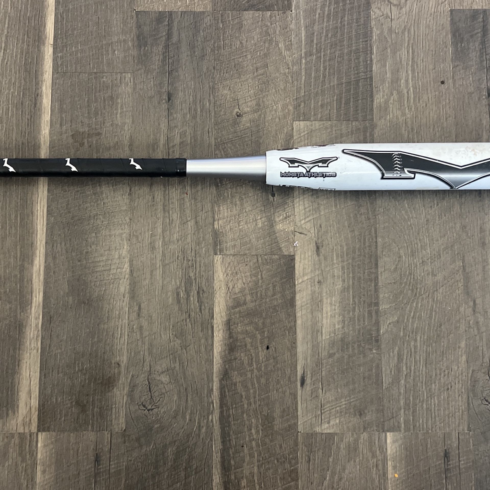 Monsta Athletics Hype 32/22 Softball Fastpitch Bat