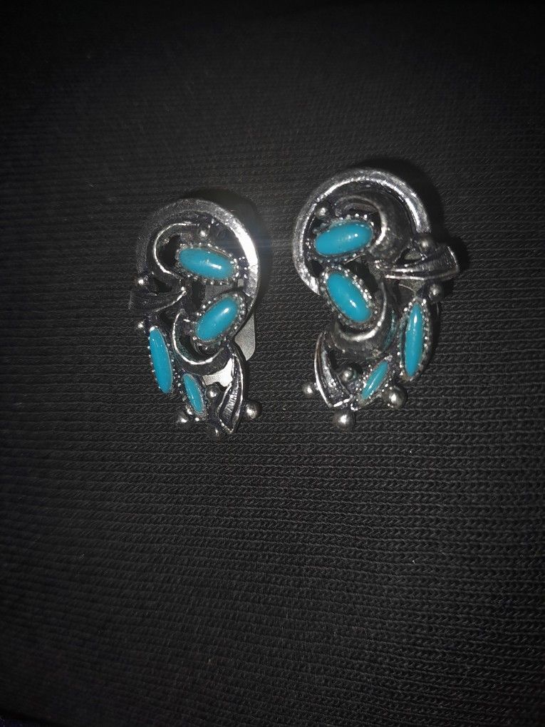 Beautifull .925 Silver Set Turquoise Earings 