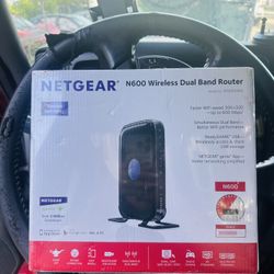 Netgear N600  Wireless Dual Router 