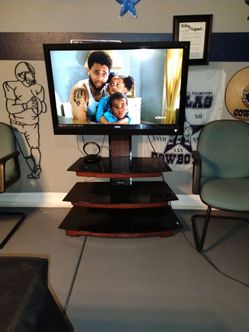 Vizio Tv and Tv stand
