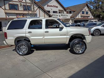 2003 Escalade