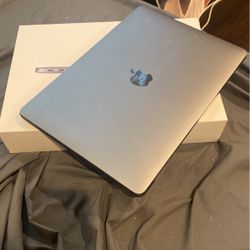 Apple MacBook 