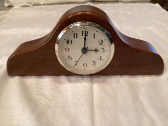 Myrtlewood Factory Outlet Mantel Clock